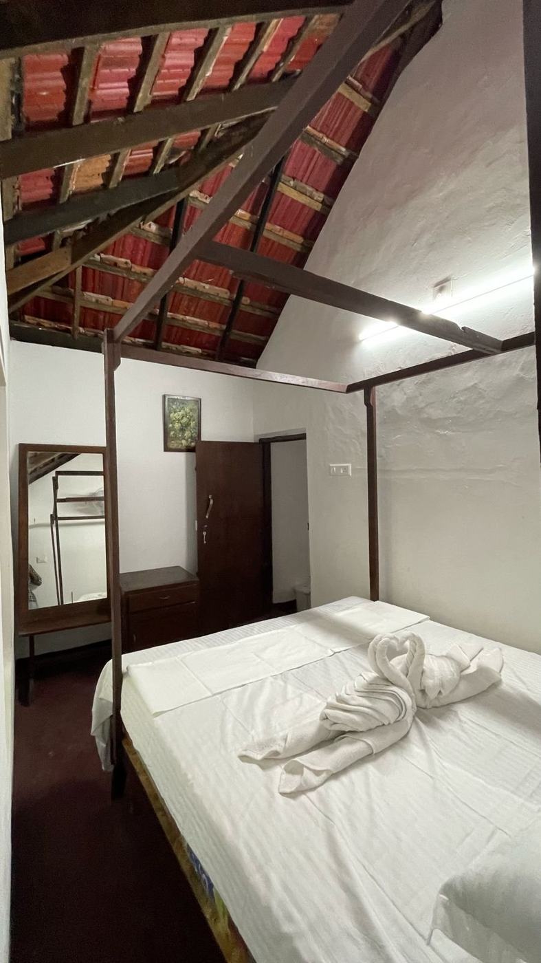 Bedroom with wooden ceiling